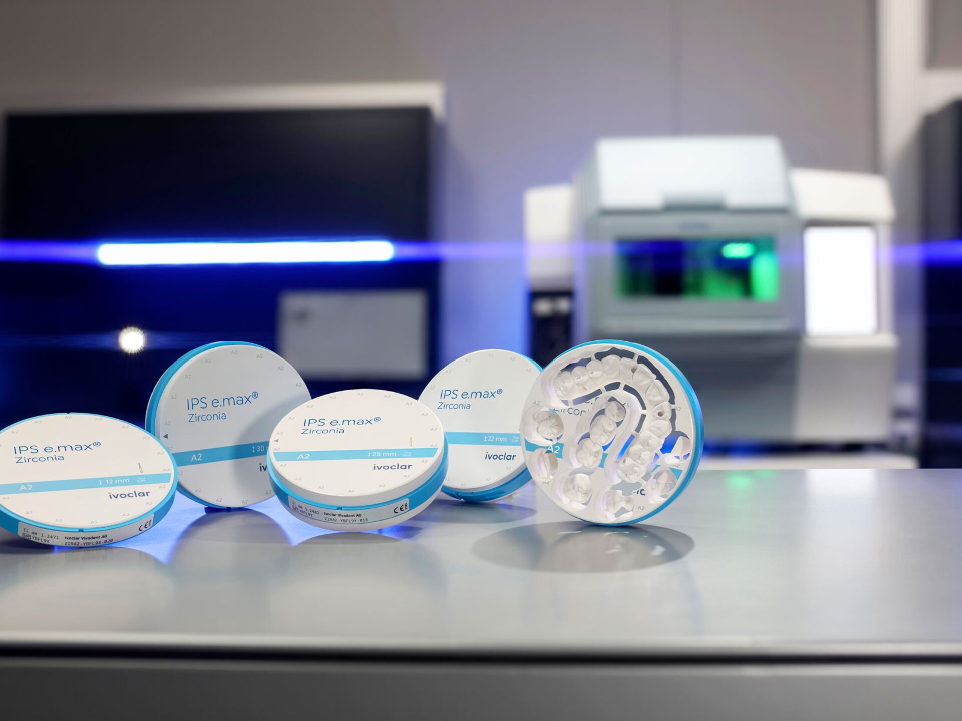 IPS e.max Zirconia sets new standards for zirconium oxide | Media